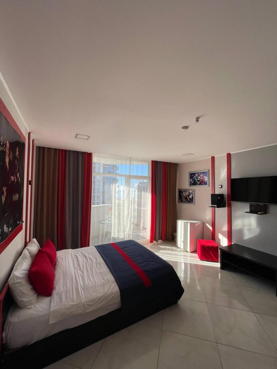Rock Hotel First Line Batoumi Extérieur photo