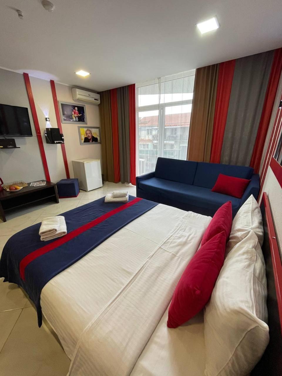 Rock Hotel First Line Batoumi Extérieur photo